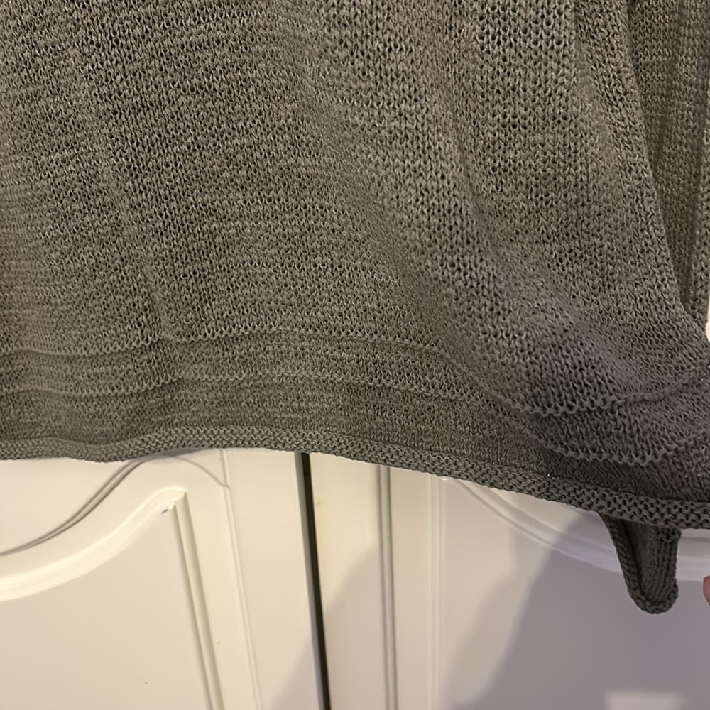 Lord & Taylor Olive Green Knit Sweater Women’s Large - Picture 5 of 7